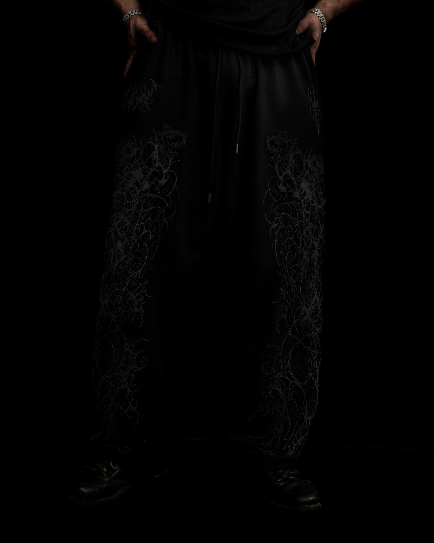 3.0 BLACKOUT UN-CUFFED SWEATPANTS (Blackened Abyss)