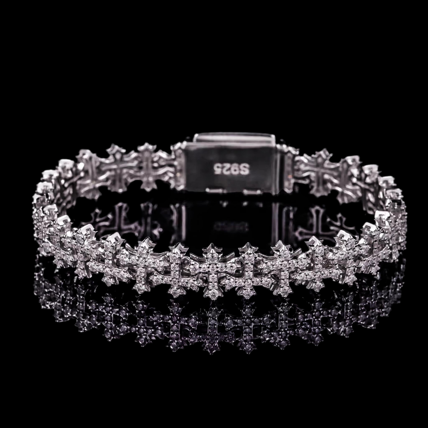 VEILBOUND / VVS MOISSANITE CROSSLINK BRACELET (925 SILVER) GRA CERTIFIED